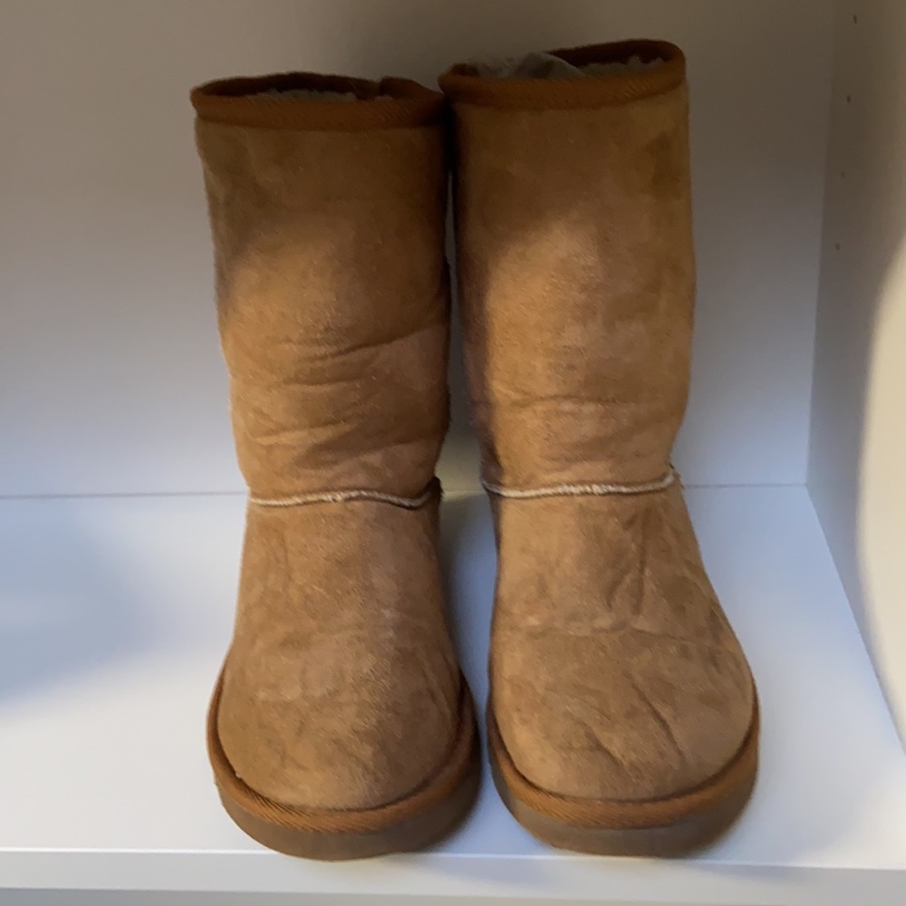 ju ju Tan Faux Fur Boots